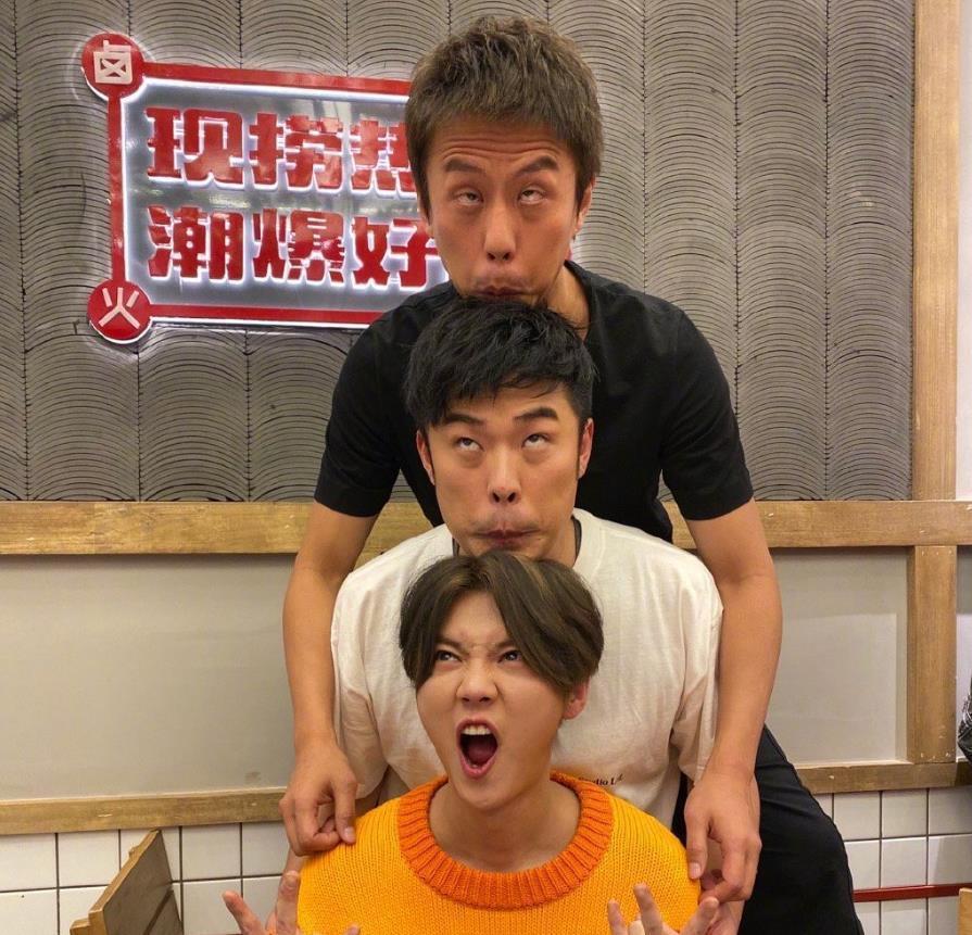 陈赫|陈赫和鹿晗互晒丑照之后,邓超也加入了,跑男团真实关系一目了然