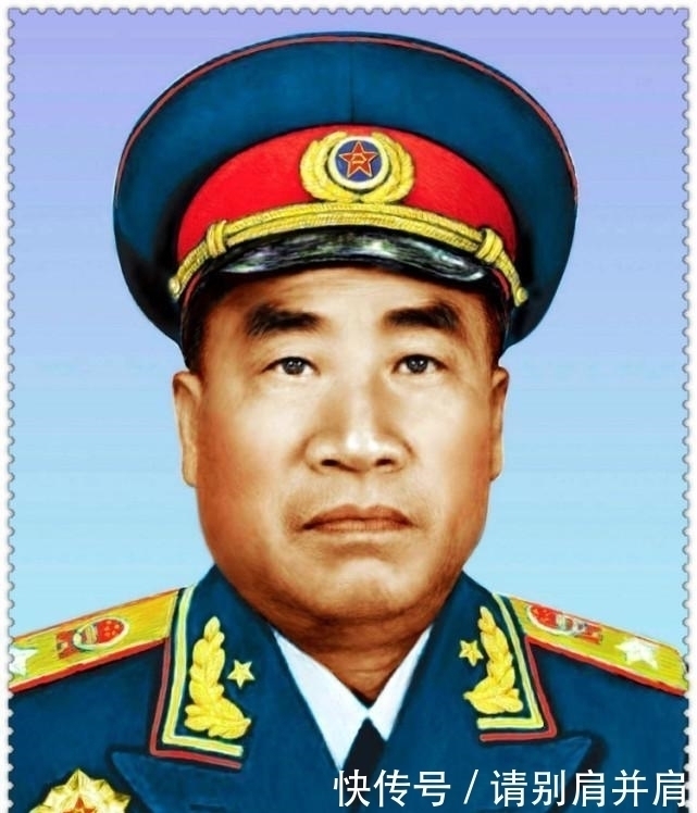 新中国十大元帅之首,一生酷爱兰花,只因怀念一个人