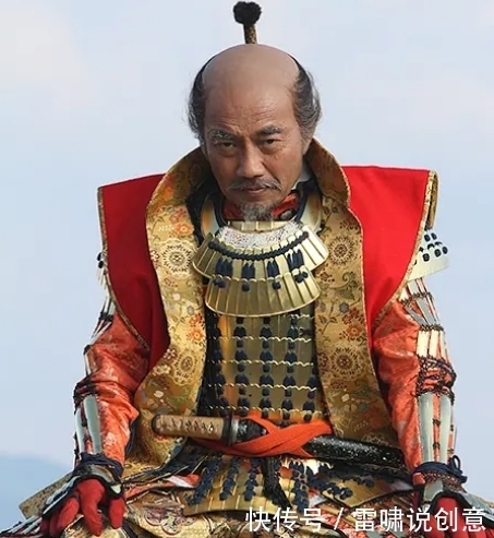  钓鱼岛|为了响应“保卫钓鱼岛”，洪金宝、元奎、元彪合作了一部武侠经典