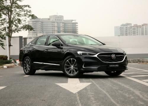 级车|别克铁心叫板大众，28万一口气降至22万，帕萨特根本睡不着觉