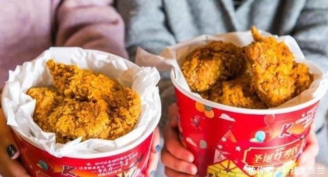 为啥|一只鸡就两条腿,肯德基鸡腿为啥能供应不断,带你去养鸡场看看