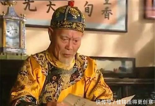 玉玺|乾隆在禅位大典上死活不交玉玺,刘墉说了一句话,嘉庆才当上皇帝