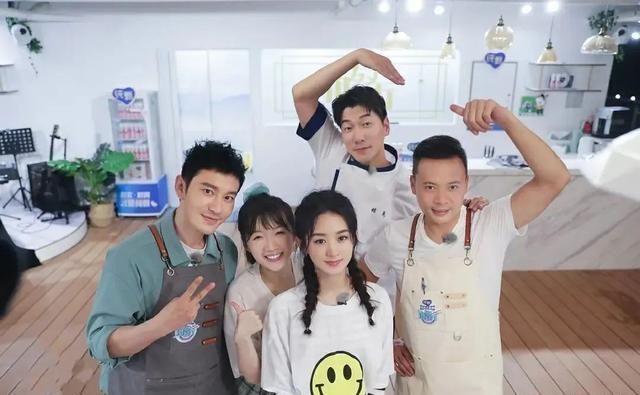  中餐厅|《中餐厅》从“听我的”到“我的错”，黄晓明变了，但赵丽颖哭了