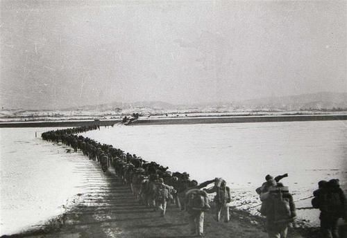 深刻|麦克阿瑟曾叫嚣中国人不堪一击,结果志愿军却用实力给他深刻教训