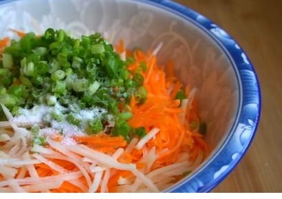 简单|1个土豆加鸡蛋,做孩子爱吃的早餐试试这样做,做法简单外酥里糯