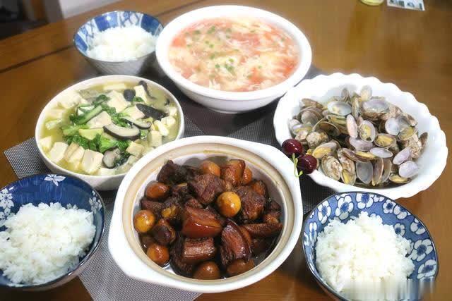 家常|一家三口的晚餐,家常美味,简单温馨,满满的幸福感!