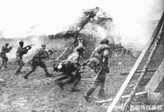 偷袭|苏军仅用四小时击溃日军,却因致命失误反被偷袭,瞬间恼羞成怒!