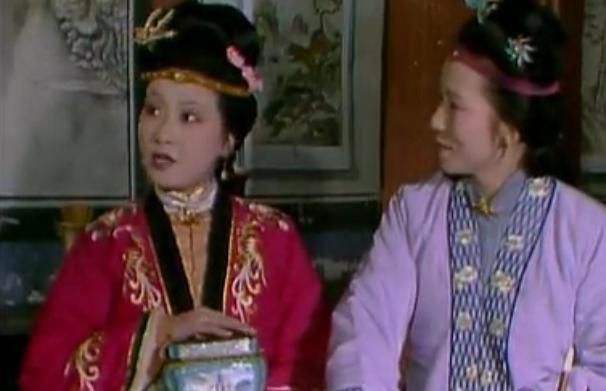  撵走|晴雯撵走坠儿的时候，万万没有想到，她才是和自己最像的人！