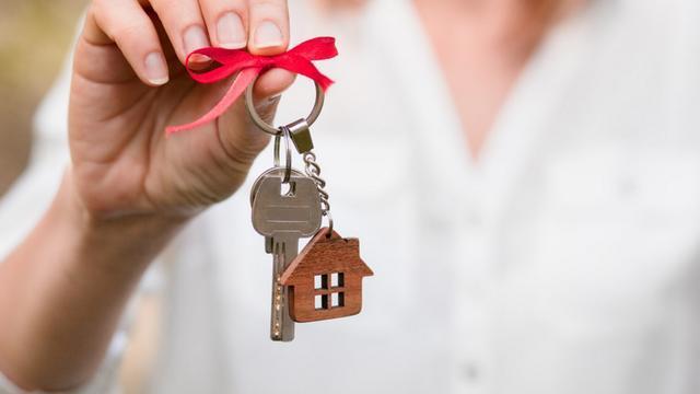  病毒|4000万美国人面临无家可归，特朗普议案被拒绝，民主党正乐享其成