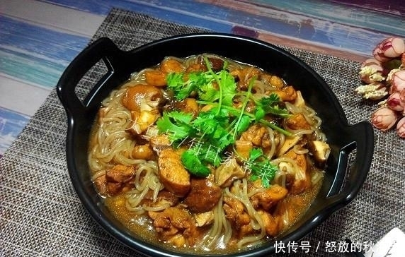 比肉|粉条怎么可以比肉还好吃!简单易做的鸡肉炖粉条,走起!
