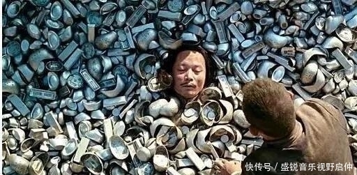 和?|和珅是个大贪官, 但是有一种银子他死都不敢拿, 坏人心中也有杆秤啊!