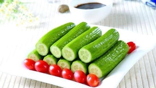 喝酒时|喝酒者,谨记酒前“三要做”,喝酒“三不吃”,酒后“三不宜”