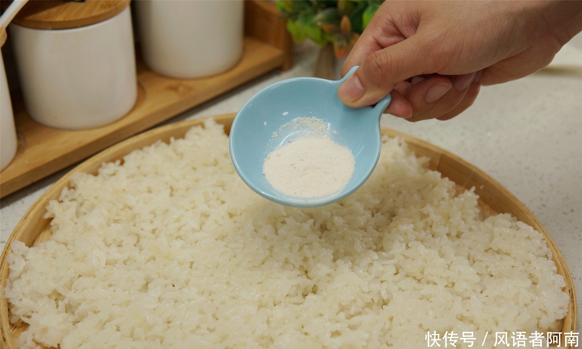 滋补|老一辈传下的好东西,秋天每天喝一碗,滋补又养颜,入秋后要多喝