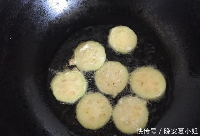 萝卜|入秋后,萝卜水果靠边站,不如吃茄子,简单一炒,比肉都香