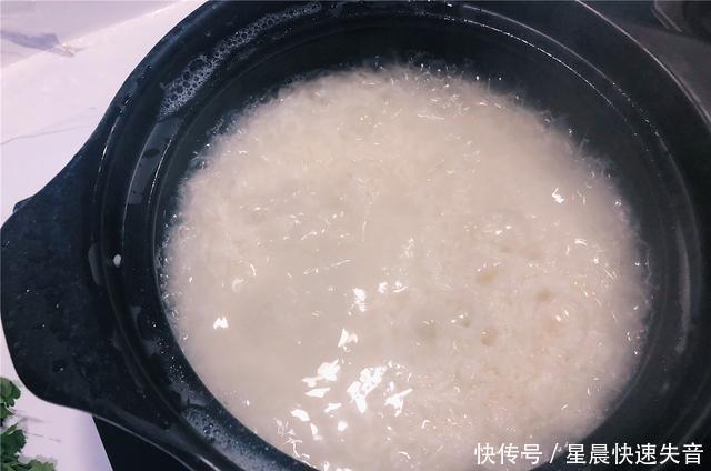 人份料|新手挑战比饭店好吃的煲仔饭，10元搞定3人份料足味美