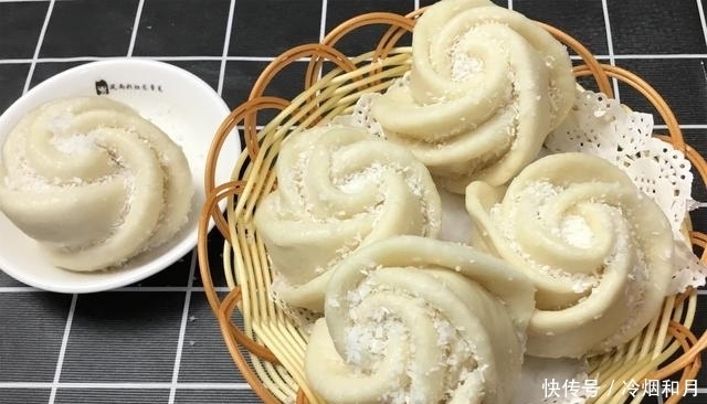 快速|奶香小花卷快速做法,一次醒发成型,香甜松软,孩子超爱吃