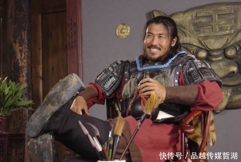 朱元璋|徐达与朱元璋下棋,下到一半停下,只因棋盘上出现了两个字