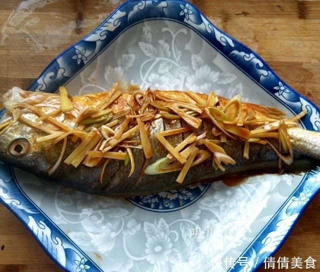 不腥|蒸鱼时，千万别直接上锅，多做这2步，鱼肉鲜嫩入味一点不腥