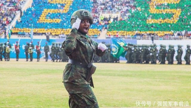 中文号子,阅兵画面太感人,网友:歌曲是关键