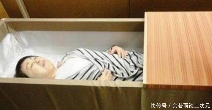 奇葩|世界最奇葩的床，绝对是吃货的梦想之床，最后一个给个别墅都不换