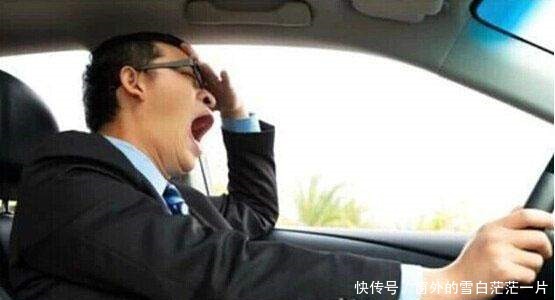  使驾驶员|为何高速公路大多数都是弯的