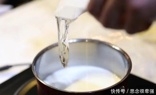 吉利丁块|甜品界的“新贵”!征服无数吃货的芒果香草蛋糕,一口甜到你心坎