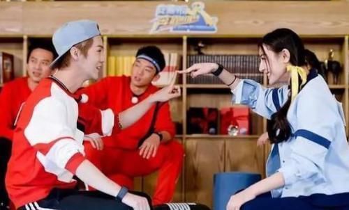  不算|《跑男》最受欢迎的4对CP，鹿晗baby不算啥，最后一对才是大家最爱