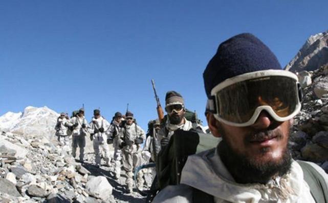 乖乖|腹背受敌、饥寒交迫!印军乖乖从边境撤出100个作战连