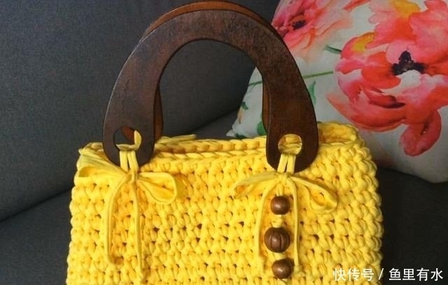  大牌|时尚又大牌！这些包包全是手工毛线编织的，你喜欢哪款呢？