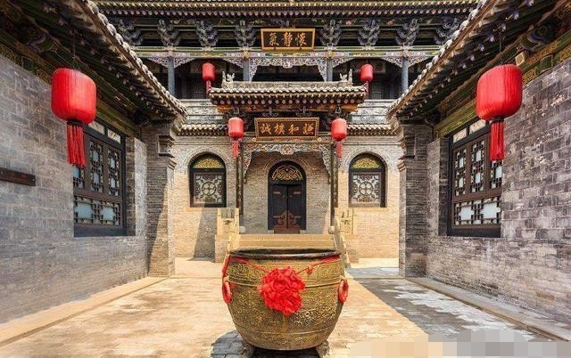  胆怯|乔家大院家产万贯，为何从未受到土匪打劫？6不准家规让土匪胆怯！