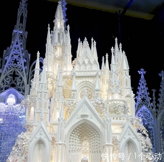 套房|印尼推出超奢华蛋糕,一个城堡蛋糕能买大城市的一套房