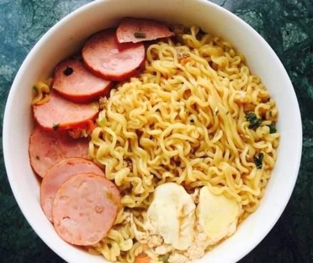 创始人|日本泡面创始人,60年坚持只吃泡面,得知他的年龄后又被坑了