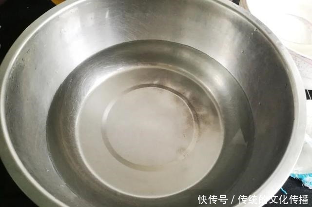 比例|凉虾冰爽软糯好吃,自制凉虾新方法,这个配方比例分享给你!