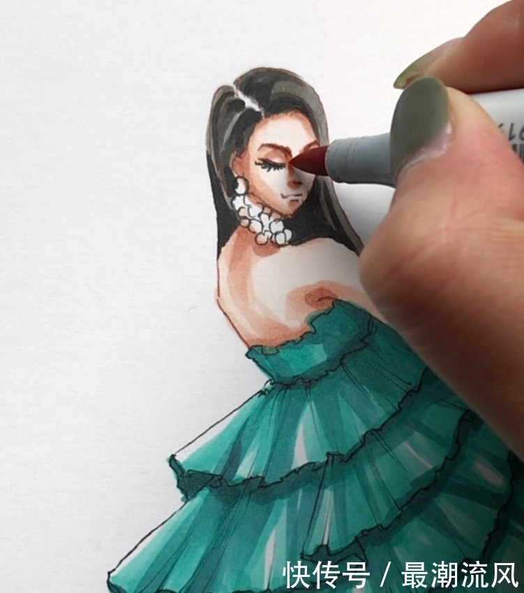 干货|超详细马克笔手绘时装画步骤干货/Tiffany Gown Part2
