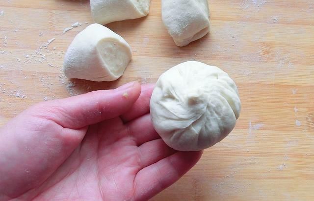 泡打粉|蒸包子时,记得不要只加酵母,面里加2样,包子又白又软又香又甜