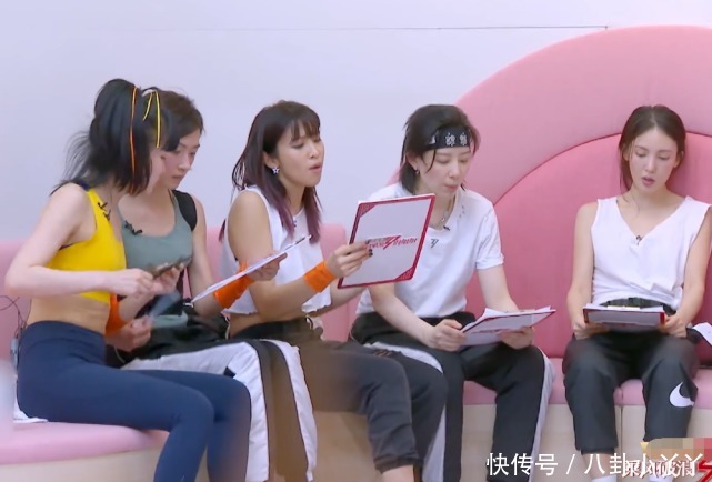 淘汰|万茜组三公无一人被淘汰排练时两位导师说的话,说明一切