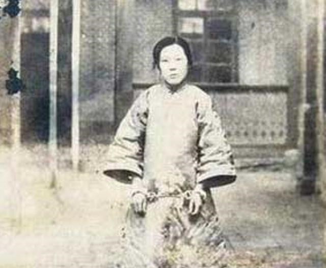 张素贞|中国最美女土匪,连日本人都闻风丧胆,被处决时百姓夹道相送!