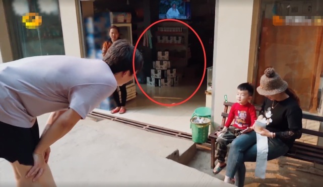 聊天|《向往4》黄磊晨跑为何主动与陌生人聊天看清小卖部的摆设秒懂