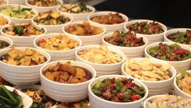 大虾|有一种工作餐叫华为员工餐,海鲜大虾随便吃,豪华程度不亚于星级饭店