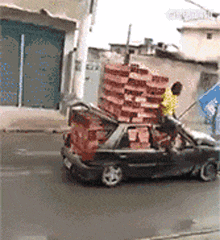 GIF|搞笑GIF:你看好了,是它不要我起来