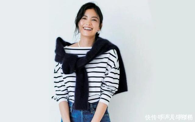  造型|一穿条纹就撞衫简约百搭包揽各种造型！