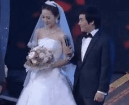 嘉宾|火了10几年的“相亲节目”,没想到全是拖,女嘉宾身份让人反感