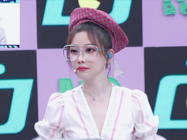 导师|冯提莫参加综艺被神剪辑?提莫唱歌镜头却切向导师,真相惊呆网友