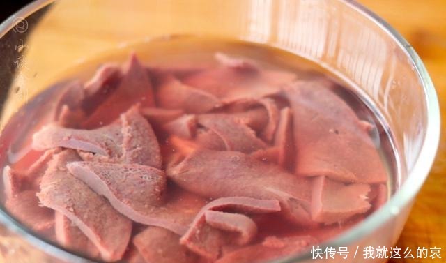 如今|猪身上的肉,就数它便宜,以前摊贩免费送,如今超市12块钱一斤