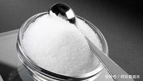  送医|男子胸痛送医，一小时后身亡，得知病因，父母给了媳妇一巴掌