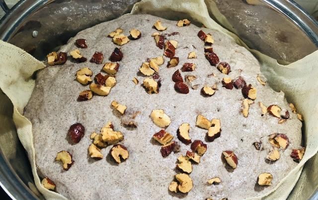  一搅蒸一蒸|红糖发糕的私藏做法,不揉面搅一搅蒸一蒸,松软如海绵