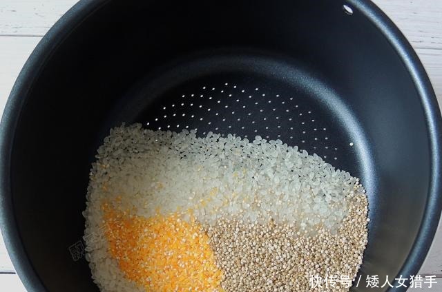 胡萝卜|换着花样吃米饭,美味饱腹配料多,比寿司简单,当早餐正合适