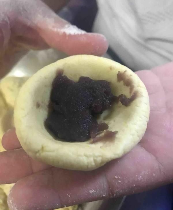  美味|这才是南瓜饼最好吃的做法，超级美味，低糖易消化，比糖糕还好吃