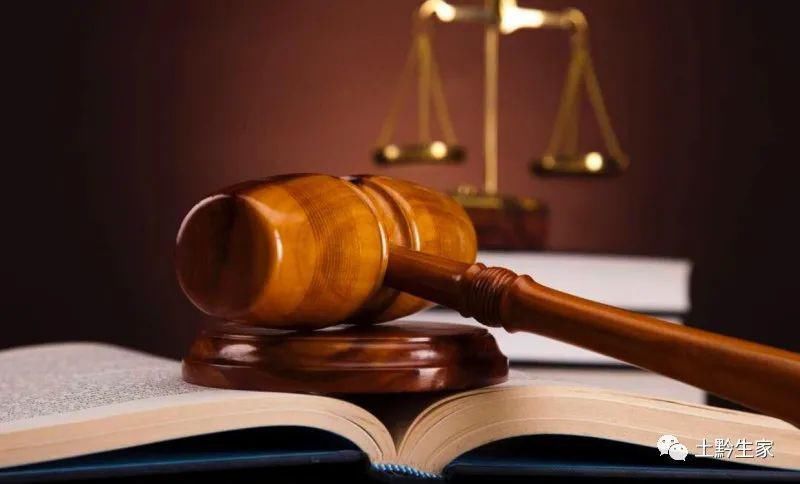 猝死|公交车上让座只是礼貌和道德之举，老人扇耳光后猝死，为何挨打者还要赔偿