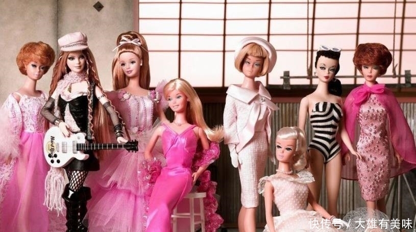 迪丽拉|真人芭比打哈欠，刚好被拍了下来，嘴巴都快裂开了？